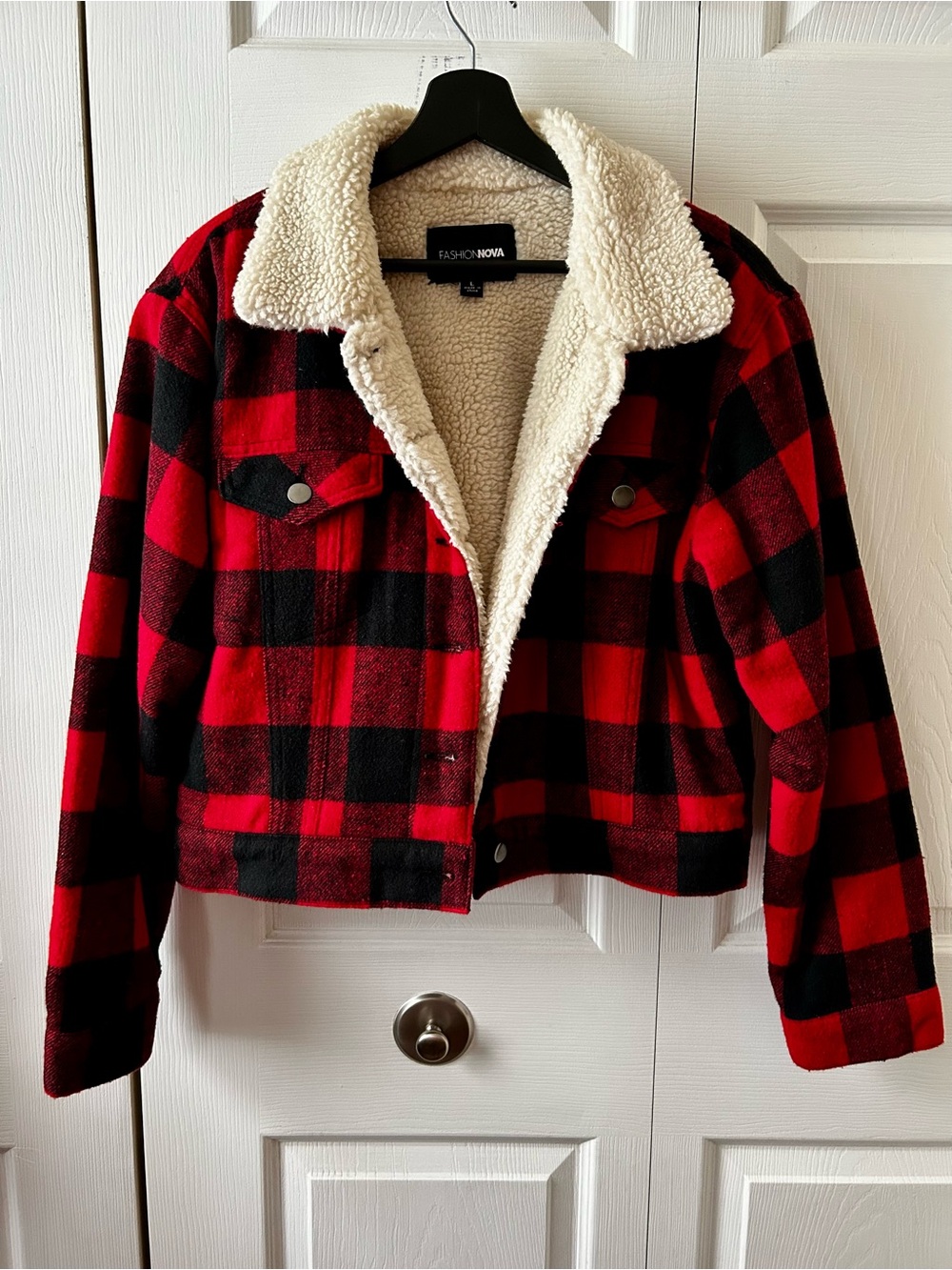 Sherpa Lined Plaid Jacket | Red & Black | Large
